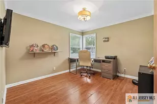 8 Parkway Pl, Sayreville, NJ 08859 - Photo 9