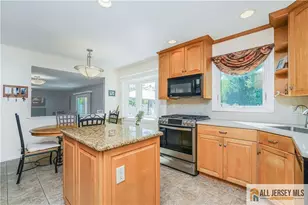 9 Braddock St, East Brunswick Township, NJ 08816 - Photo 15