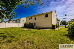43 Shirley Blvd, Old Bridge Township, NJ 08857 - Photo 27