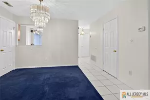 40 Rutland Ln, Monroe Township, NJ 08831 - Photo 9