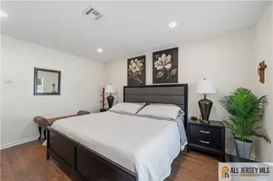 297 Yardley Dr, Monroe Township, NJ 08831 - Photo 17