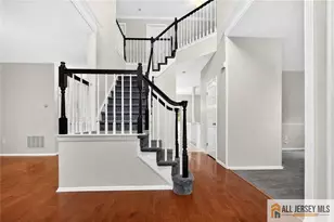 2 Wharton Ct, South Brunswick Township, NJ 08824 - Photo 5