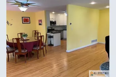126 Mary Alice Court, Union Township, NJ 07083 - Photo 9