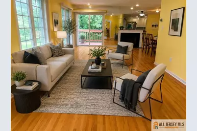 126 Mary Alice Court, Union Township, NJ 07083 - Photo 5