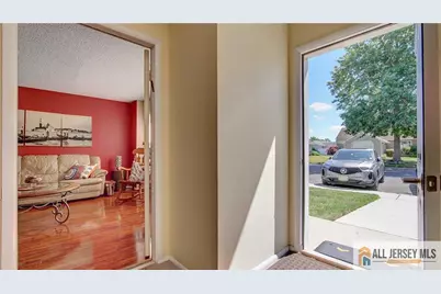 631 Madison Drive #B, Monroe Township, NJ 08831 - Photo 3