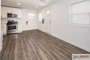 41 Paul St, Fords, NJ 08863 - Photo 11