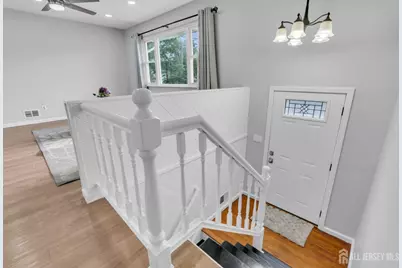 125 Jeff Street, Edison, NJ 08837 - Photo 7