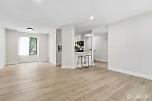93 Gate House Ln, Edison, NJ 08820 - Photo 9
