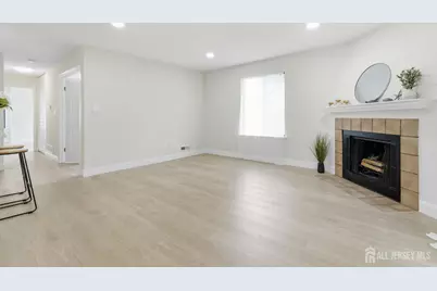 93 Gate House Lane, Edison, NJ 08820 - Photo 13