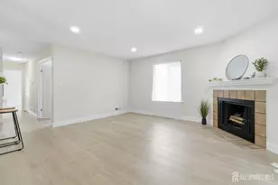 93 Gate House Ln, Edison, NJ 08820 - Photo 13