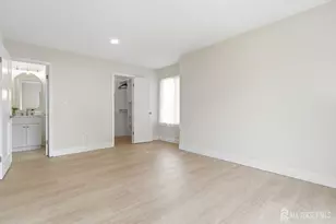 93 Gate House Ln, Edison, NJ 08820 - Photo 19