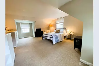 608 E Hendricks Boulevard E, South Plainfield, NJ 07080 - Photo 23