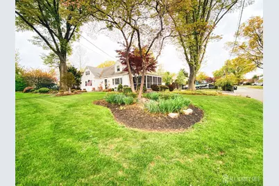 608 E Hendricks Boulevard E, South Plainfield, NJ 07080 - Photo 3