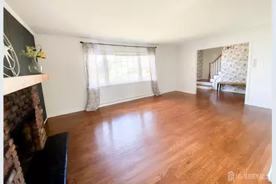 608 E Hendricks Boulevard E, South Plainfield, NJ 07080 - Photo 13