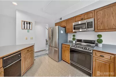 461 Sayre Drive, Plainsboro Township, NJ 08540 - Photo 19