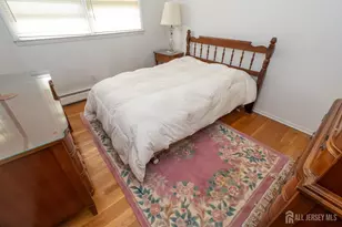52 Embroidery St, Sayreville, NJ 08872 - Photo 15