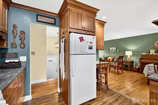 35 Mitchell Ave, Piscataway Township, NJ 08854 - Photo 9
