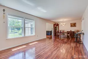 10B Betsy Ross Dr, Monroe Township, NJ 08831 - Photo 5