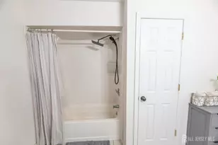 637 Main St, Sayreville, NJ 08872 - Photo 31