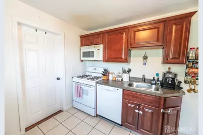 637 Main Street, Sayreville, NJ 08872 - Photo 23