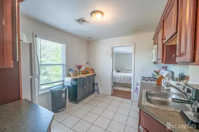 637 Main Street, Sayreville, NJ 08872 - Photo 17