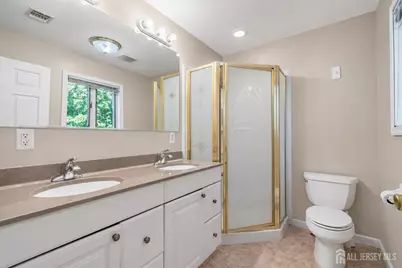 24 Winthrop Road, Edison, NJ 08817 - Photo 23