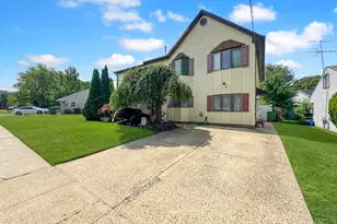 28 Colton Rd, Edison, NJ 08817 - Photo 3