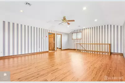 124 Sonora Avenue, Iselin, NJ 08830 - Photo 9