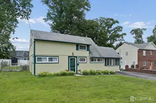 29 Pine Tree Rd, Old Bridge Township, NJ 08857 - Photo 3
