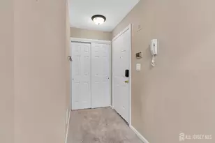 1011 Meadow Ct, Helmetta, NJ 08828 - Photo 3