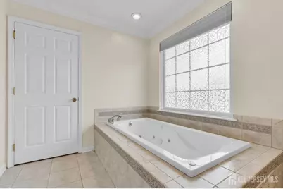 242 Grandview Avenue, Piscataway Township, NJ 08854 - Photo 33