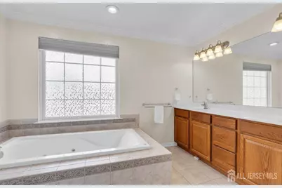 242 Grandview Avenue, Piscataway Township, NJ 08854 - Photo 31