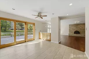 6 King Arthurs Ct, Edison, NJ 08820 - Photo 17