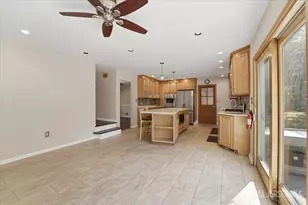 6 King Arthurs Ct, Edison, NJ 08820 - Photo 13