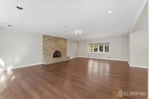 6 King Arthurs Ct, Edison, NJ 08820 - Photo 9