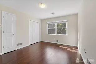 6 King Arthurs Ct, Edison, NJ 08820 - Photo 33