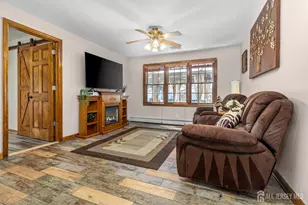 91 S Hill Road S, Colonia, NJ 07067 - Photo 3