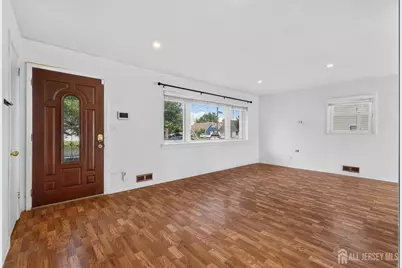 17 Joanna Place, Colonia, NJ 07067 - Photo 3