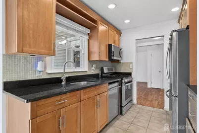 17 Joanna Place, Colonia, NJ 07067 - Photo 7