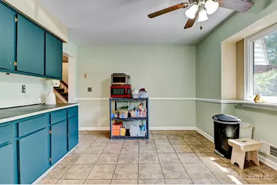 1705 N Oaks Boulevard N, North Brunswick Township, NJ 08902 - Photo 23
