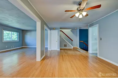 1705 N Oaks Boulevard N, North Brunswick Township, NJ 08902 - Photo 7