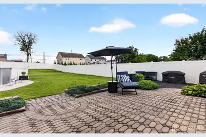 960 Gates Avenue, Piscataway Township, NJ 08854 - Photo 31