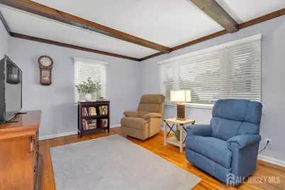 16 Hawthorne Avenue #16, Colonia, NJ 07067 - Photo 3
