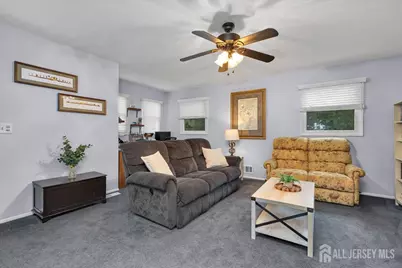 16 Hawthorne Avenue #16, Colonia, NJ 07067 - Photo 9