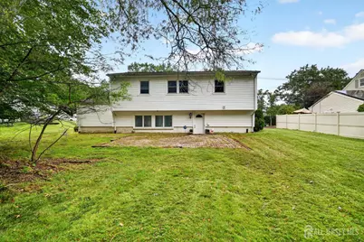 38 Sherwood Avenue, East Brunswick Township, NJ 08816 - Photo 17