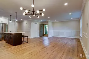 4 Martin Van Buren Dr, Monroe Township, NJ 08831 - Photo 11