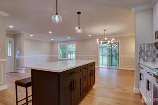 4 Martin Van Buren Dr, Monroe Township, NJ 08831 - Photo 7