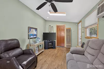 107 Cherry Street, Iselin, NJ 08830 - Photo 13