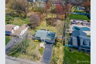 33 Mary Ellen Drive, Edison, NJ 08820 - Photo 41