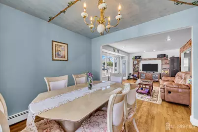 33 Mary Ellen Drive, Edison, NJ 08820 - Photo 13